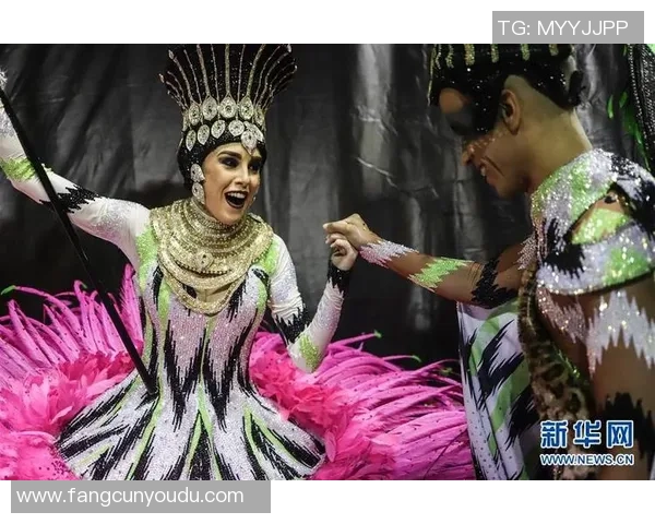 巴西足球球星赛场载歌载舞激情四射展现桑巴风情魅力